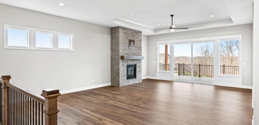 4840 NW Huonker Court, Riverside, MO 64150