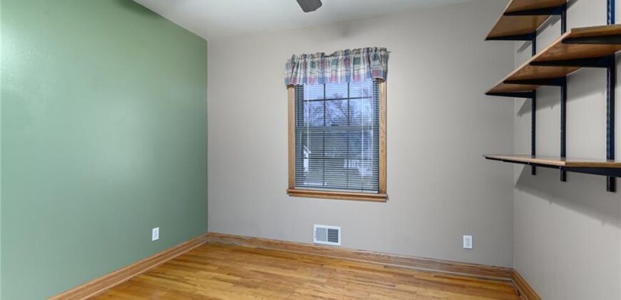 5208 N Wayne Avenue, Kansas City, MO 64118