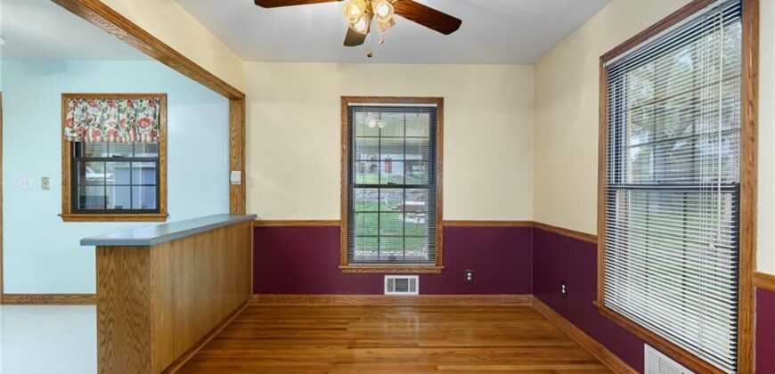 5208 N Wayne Avenue, Kansas City, MO 64118