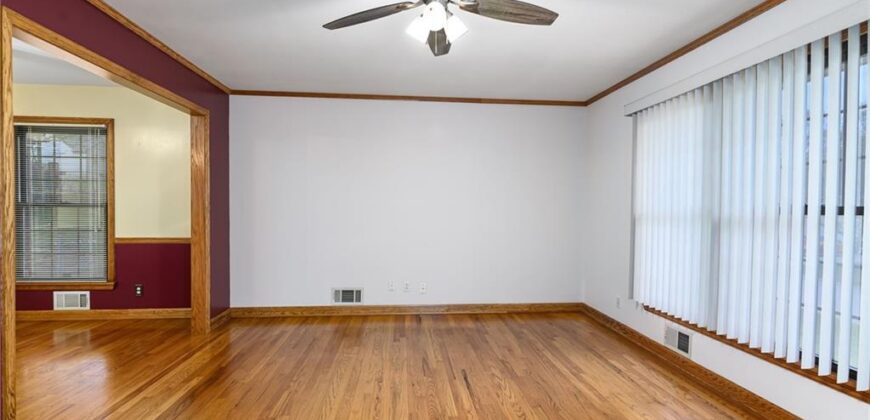 5208 N Wayne Avenue, Kansas City, MO 64118