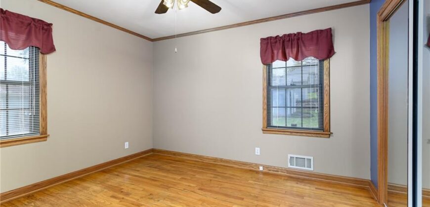 5208 N Wayne Avenue, Kansas City, MO 64118