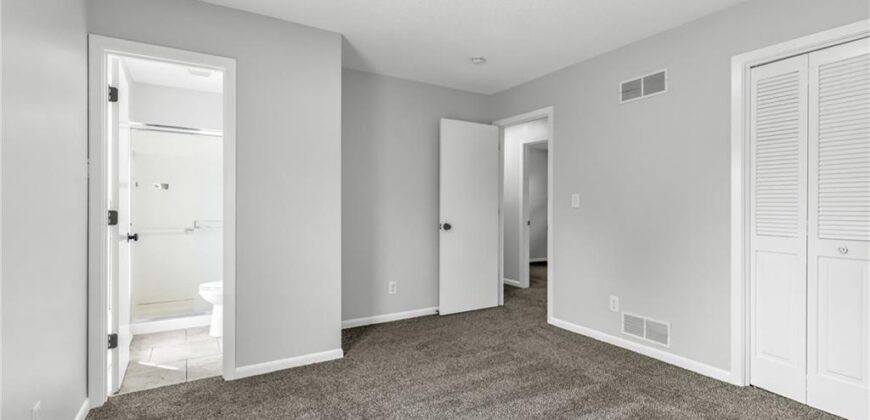 532 NE 98th Place, Kansas City, MO 64155