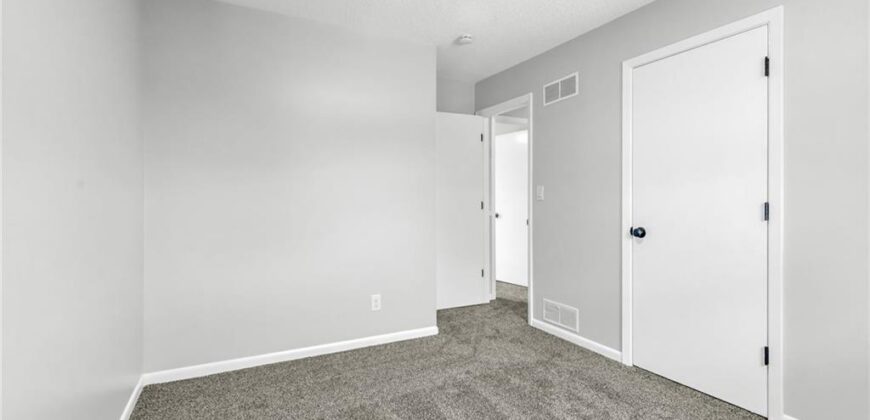 532 NE 98th Place, Kansas City, MO 64155