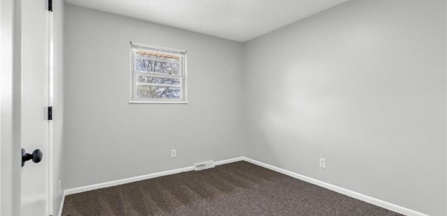 532 NE 98th Place, Kansas City, MO 64155