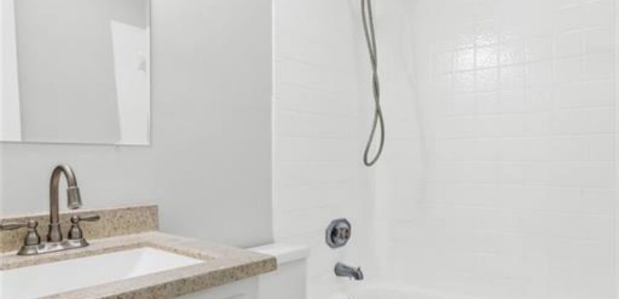 532 NE 98th Place, Kansas City, MO 64155