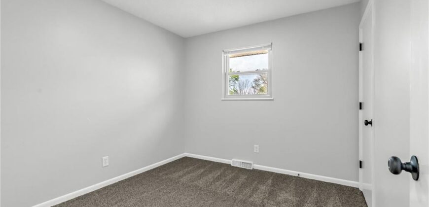 532 NE 98th Place, Kansas City, MO 64155