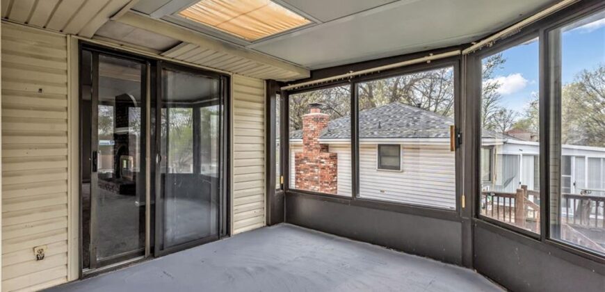 532 NE 98th Place, Kansas City, MO 64155