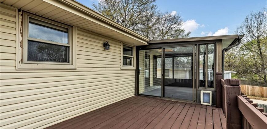 532 NE 98th Place, Kansas City, MO 64155