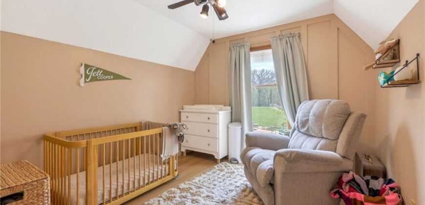 3415 Rock Creek Drive, Kansas City, MO 64116