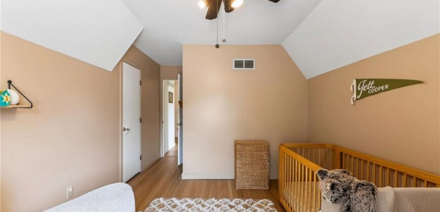 3415 Rock Creek Drive, Kansas City, MO 64116