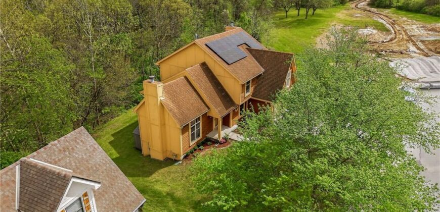 3415 Rock Creek Drive, Kansas City, MO 64116