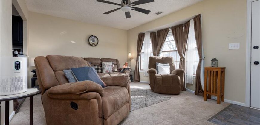 5304 N Michigan Avenue, Kansas City, MO 64118