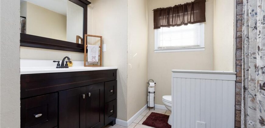 5304 N Michigan Avenue, Kansas City, MO 64118