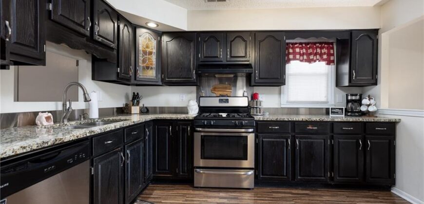 5304 N Michigan Avenue, Kansas City, MO 64118