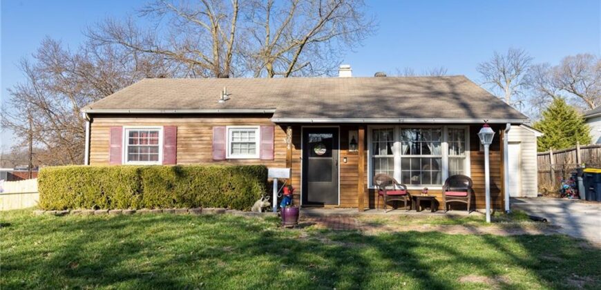 5304 N Michigan Avenue, Kansas City, MO 64118