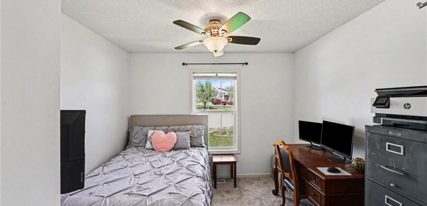 19621 Harbor Drive, Smithville, MO 64089