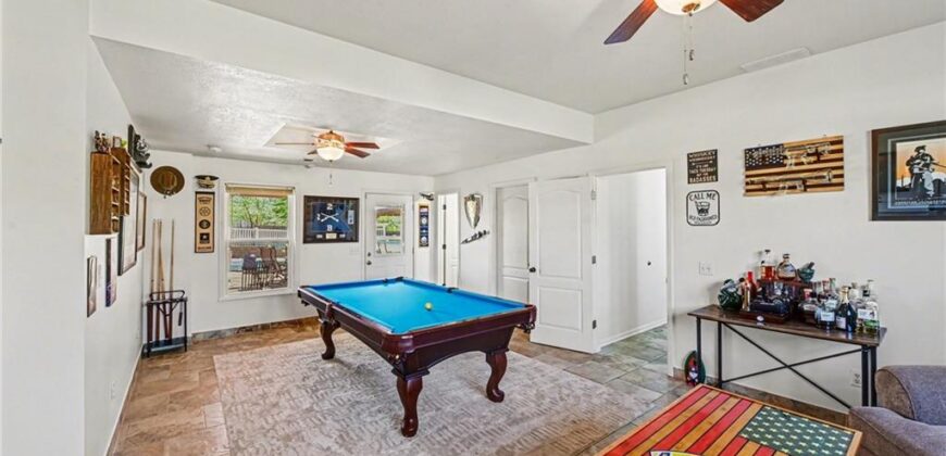 19621 Harbor Drive, Smithville, MO 64089