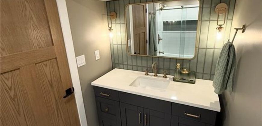 1505 NE 70th Terrace, Kansas City, MO 64118