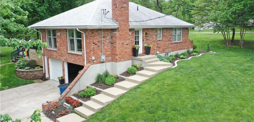 1505 NE 70th Terrace, Kansas City, MO 64118