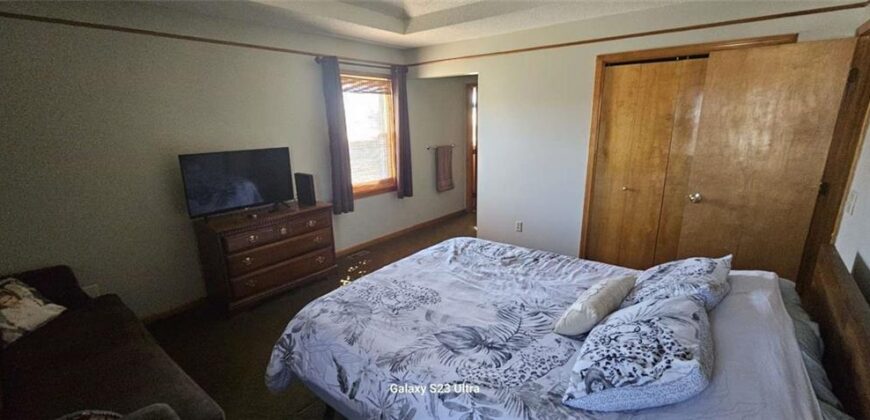 8523 N Crawford Avenue, Kansas City, MO 64153