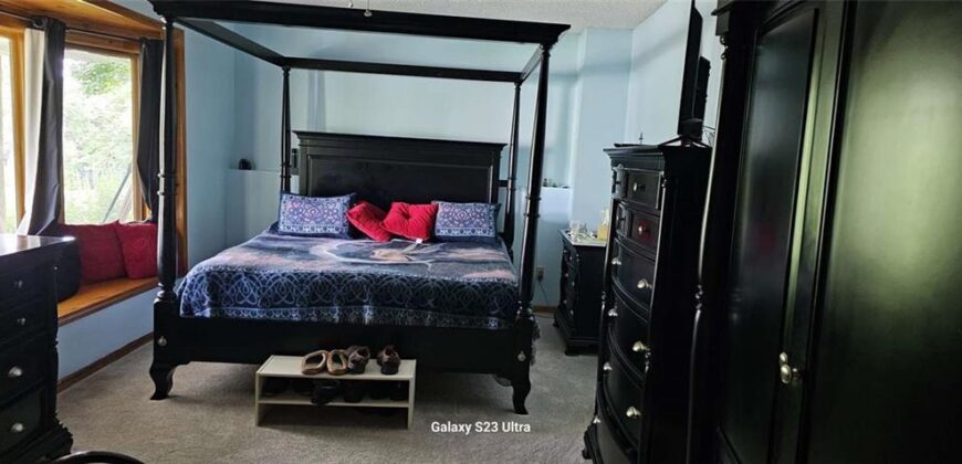 8523 N Crawford Avenue, Kansas City, MO 64153