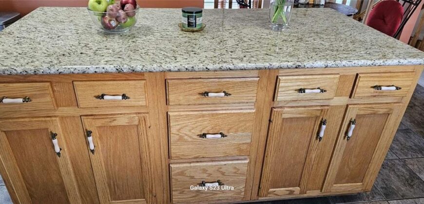 8523 N Crawford Avenue, Kansas City, MO 64153