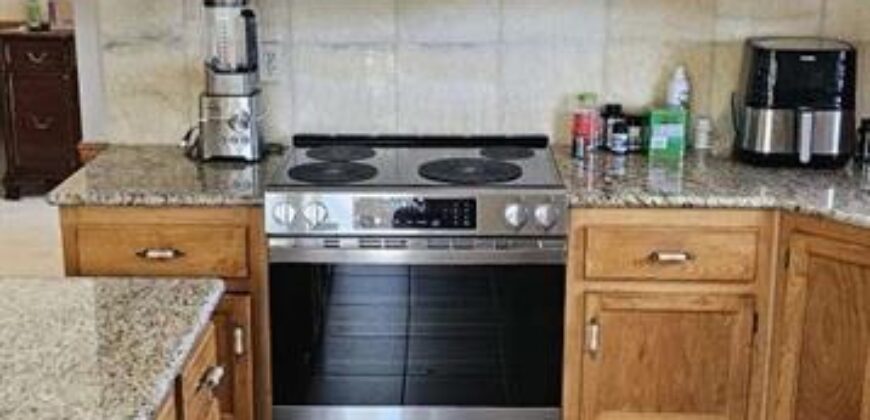 8523 N Crawford Avenue, Kansas City, MO 64153