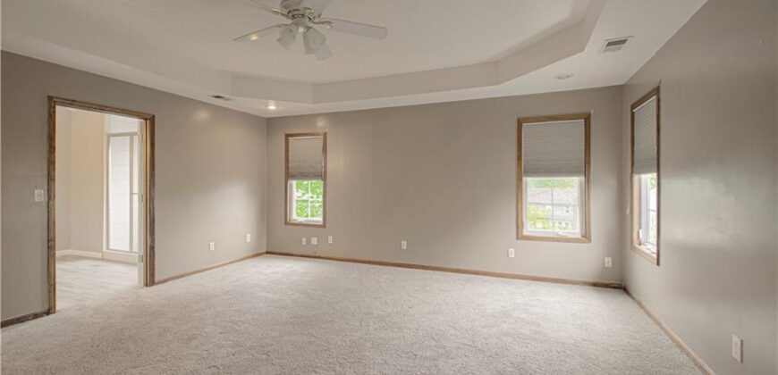 1004 Aspen Drive, Liberty, MO 64068