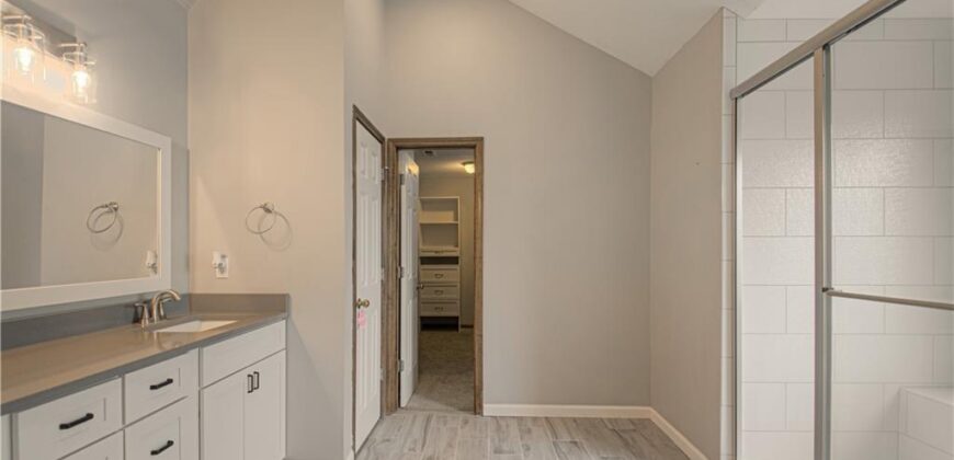 1004 Aspen Drive, Liberty, MO 64068