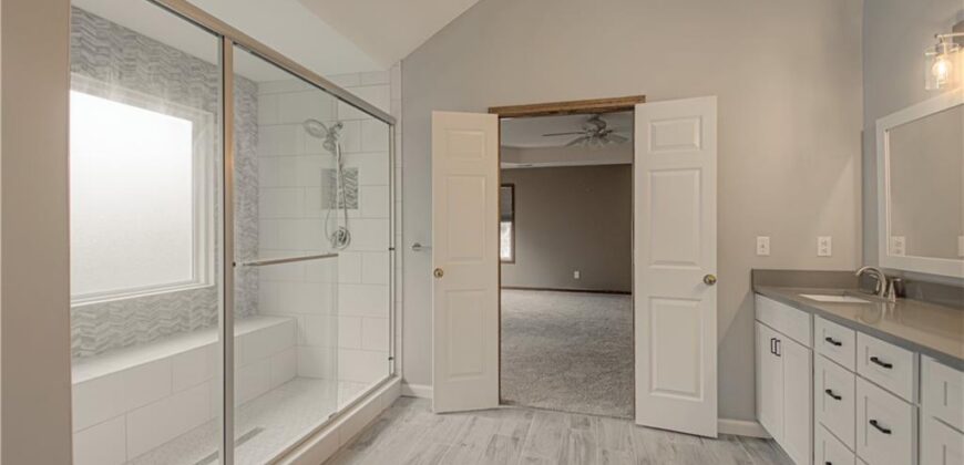 1004 Aspen Drive, Liberty, MO 64068