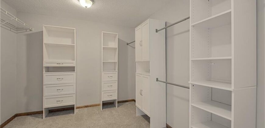 1004 Aspen Drive, Liberty, MO 64068