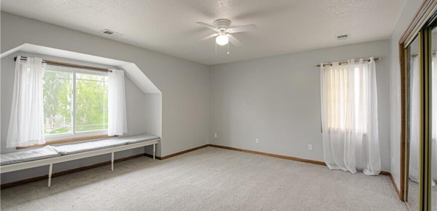 1004 Aspen Drive, Liberty, MO 64068