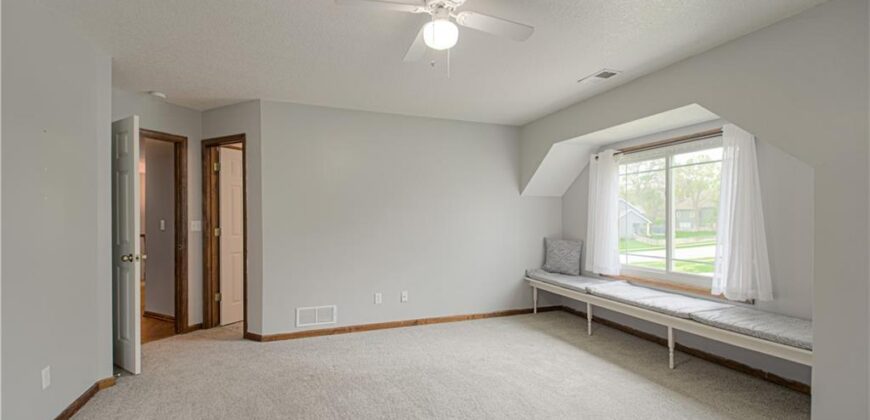 1004 Aspen Drive, Liberty, MO 64068