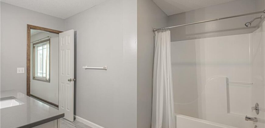 1004 Aspen Drive, Liberty, MO 64068