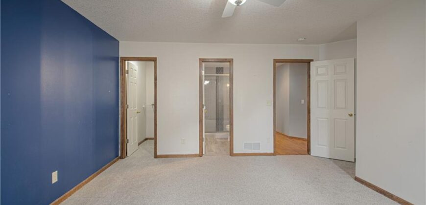 1004 Aspen Drive, Liberty, MO 64068