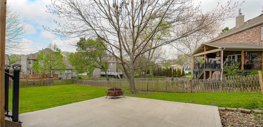 1004 Aspen Drive, Liberty, MO 64068