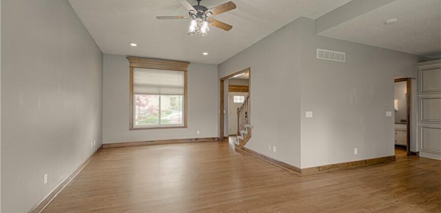 1004 Aspen Drive, Liberty, MO 64068