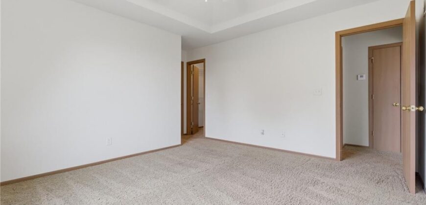 8523 NE 109 Street, Kansas City, MO 64157