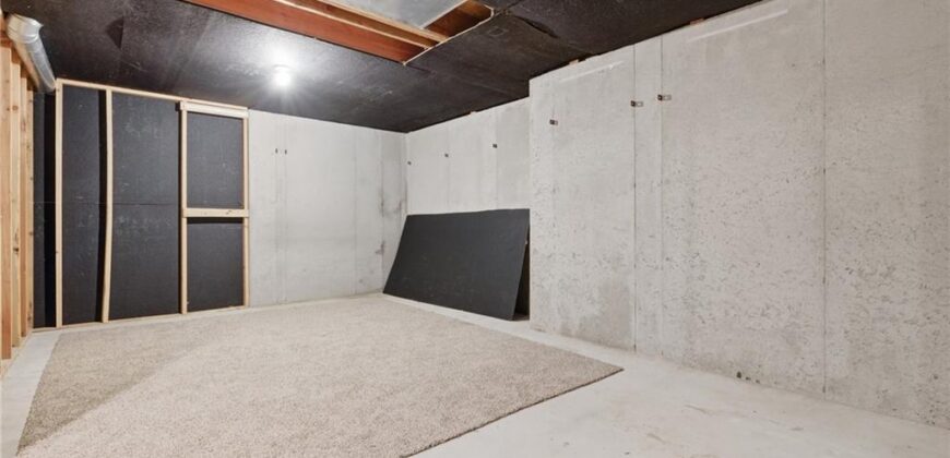 8523 NE 109 Street, Kansas City, MO 64157