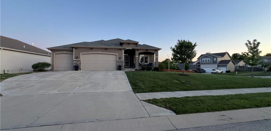 9003 NE 111th Place, Kansas City, MO 64157