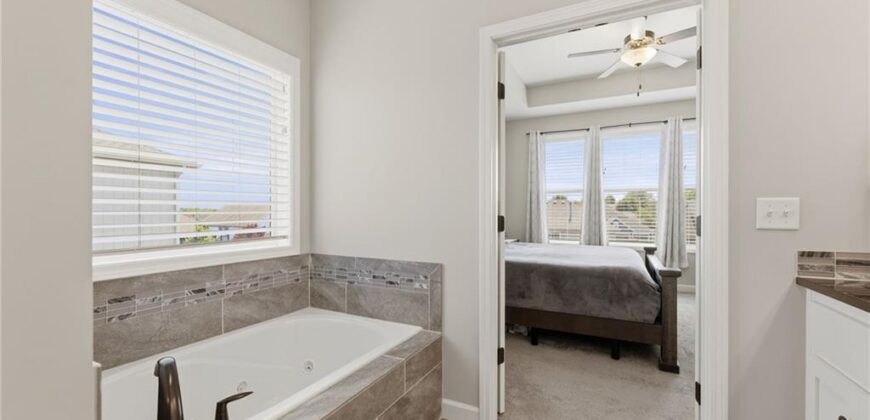 9003 NE 111th Place, Kansas City, MO 64157