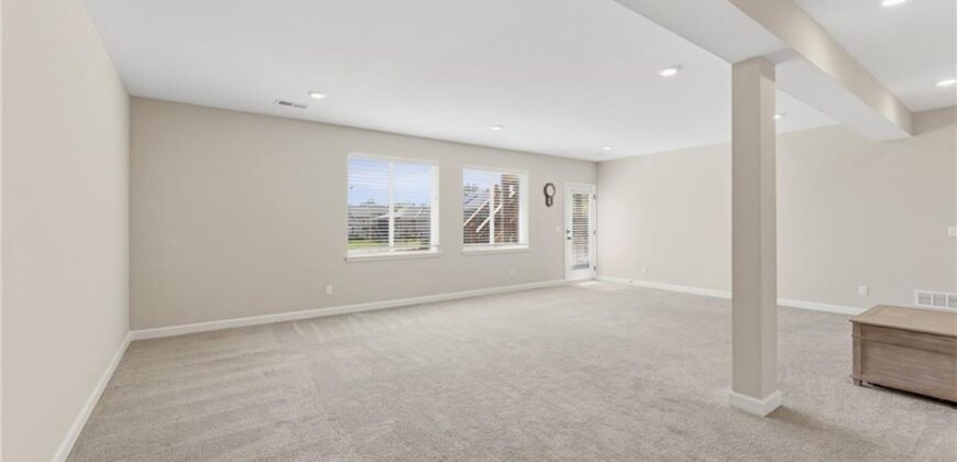 9003 NE 111th Place, Kansas City, MO 64157