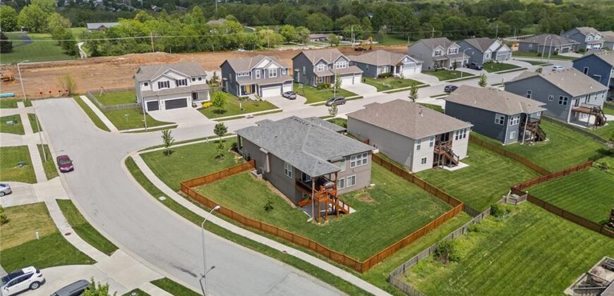 9003 NE 111th Place, Kansas City, MO 64157