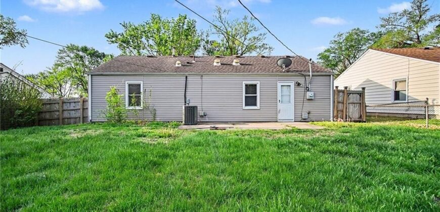 608 NE 67th Street, Gladstone, MO 64118