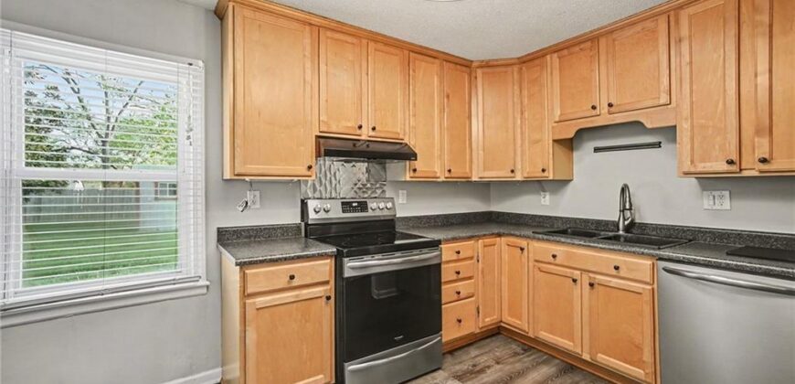 608 NE 67th Street, Gladstone, MO 64118