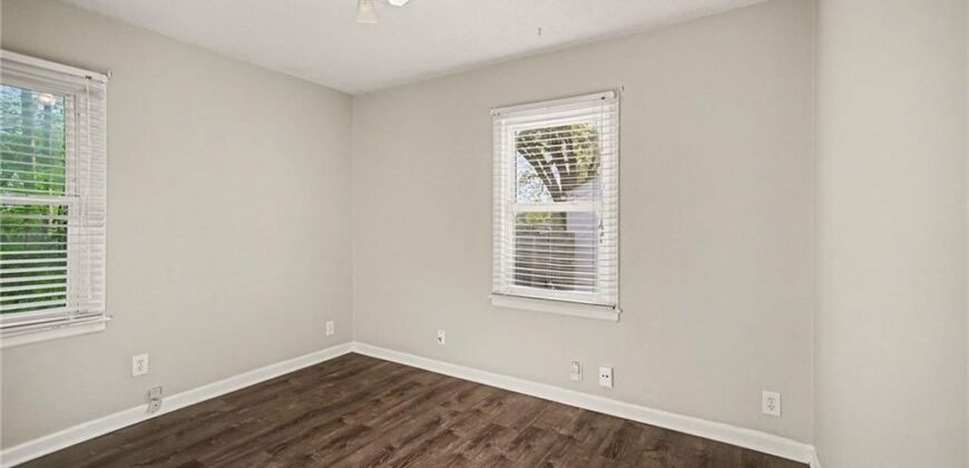 608 NE 67th Street, Gladstone, MO 64118