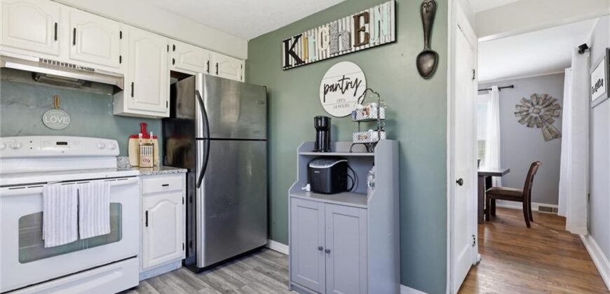 3800 Prather Road, Kansas City, MO 64116