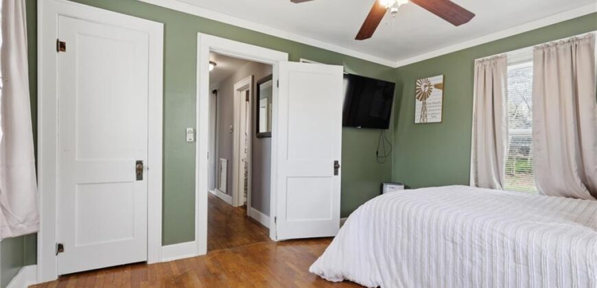 3800 Prather Road, Kansas City, MO 64116