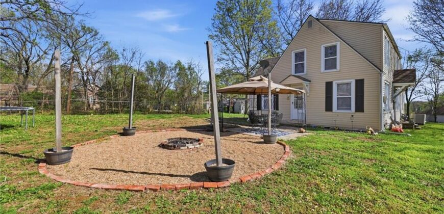 3800 Prather Road, Kansas City, MO 64116