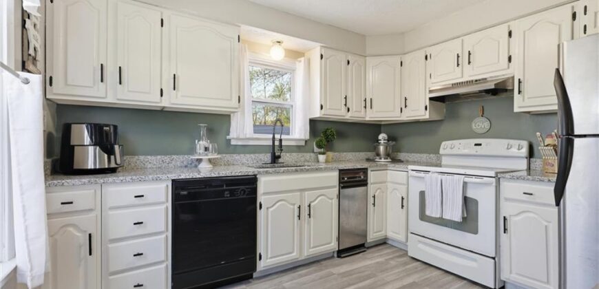 3800 Prather Road, Kansas City, MO 64116